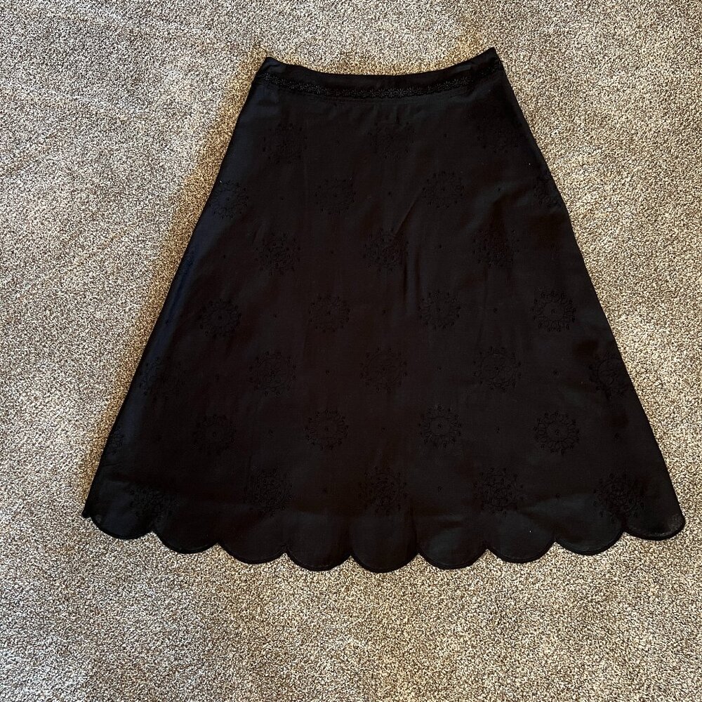 Liz Clairborne Black Eyelet Skirt with Scalloped Hemline Size 4